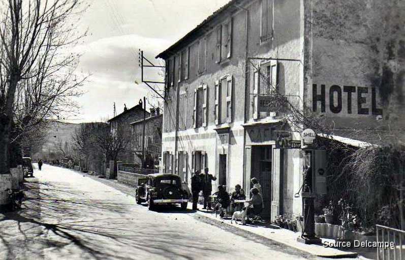 04 Mallemoison Les Grilons Hotel de la Haute Provence.jpg